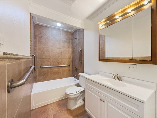 2018 Stockton Trail, Grand Prairie, TX 75052