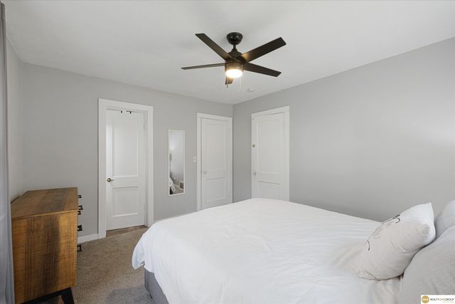 6771 Bedford Avenue, Omaha, NE 68104