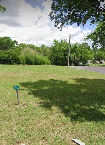 1418 Marshall Street, Greenville, TX 75401