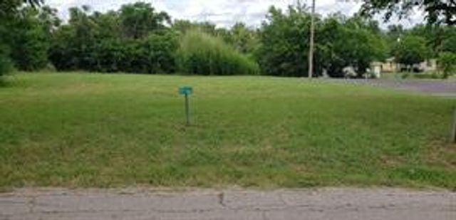 1418 Marshall Street, Greenville, TX 75401