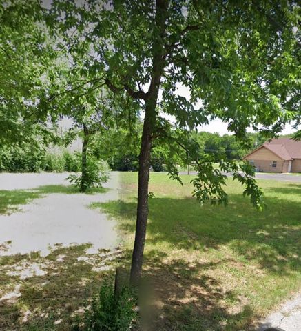 1418 Marshall Street, Greenville, TX 75401