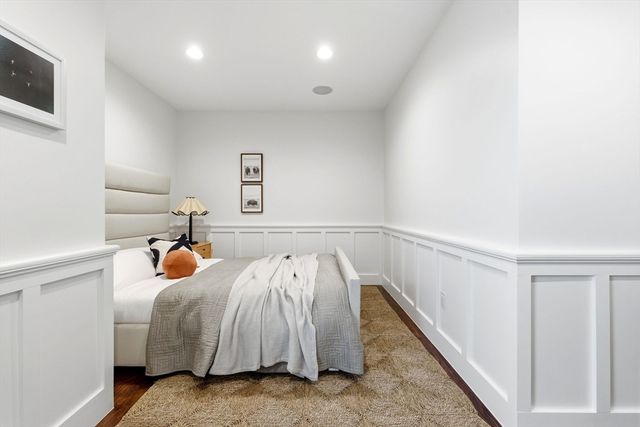 12 Mohawk St 6, Boston, MA 02127