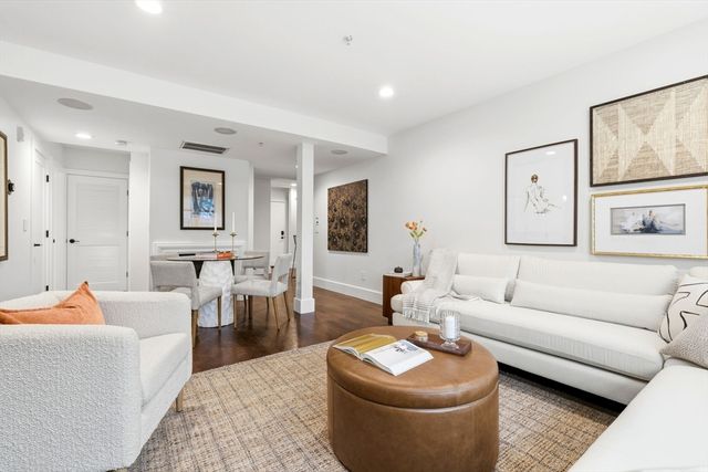 12 Mohawk St 6, Boston, MA 02127