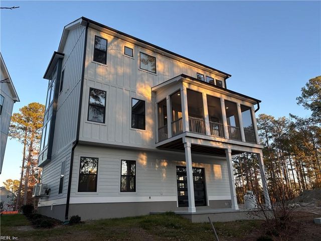 1906 McCoy Rd, Chesapeake, VA 23323