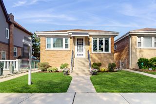 7525 N Overhill Avenue, Chicago, IL 60631