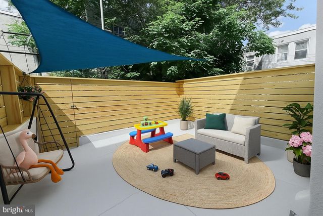 2011 MORRIS ST, Philadelphia, PA 19145