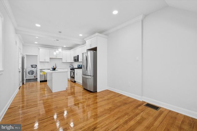 2011 MORRIS ST, Philadelphia, PA 19145