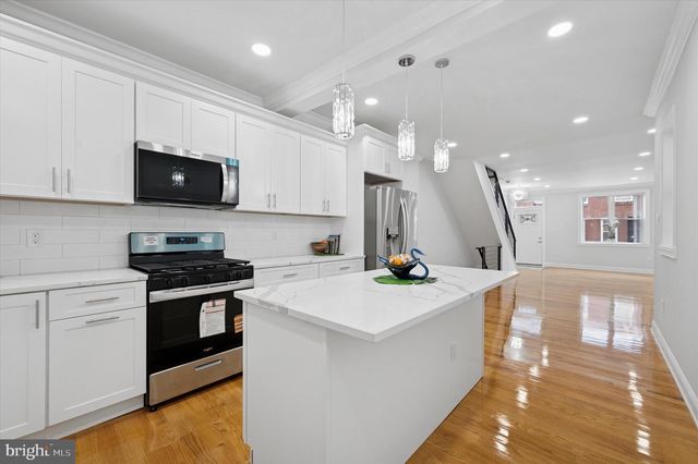 2011 MORRIS ST, Philadelphia, PA 19145