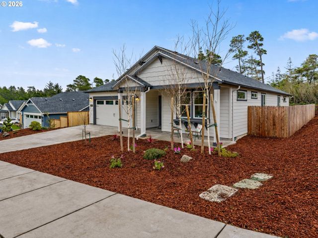 4764 STONEFIELD Ct, Florence, OR 97439