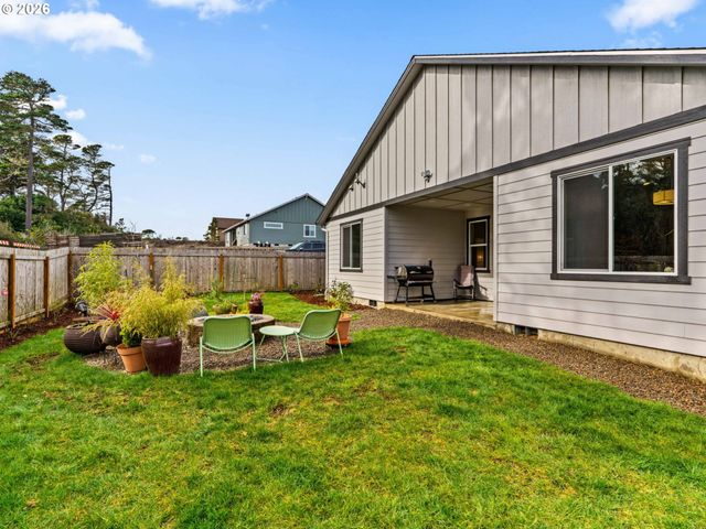 4764 STONEFIELD Ct, Florence, OR 97439