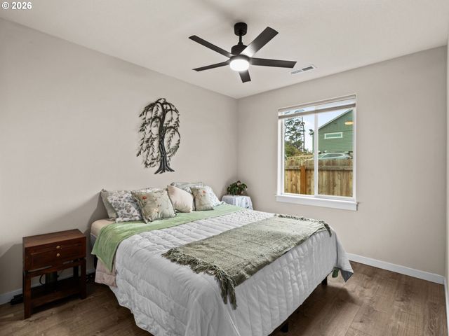 4764 STONEFIELD Ct, Florence, OR 97439