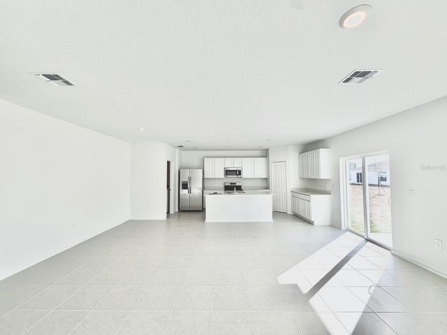 2110 CHRIS DRIVE, Winter Haven, FL 33884