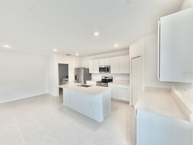 2110 CHRIS DRIVE, Winter Haven, FL 33884