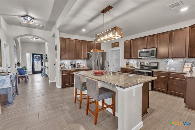 766 Farmers Dell, New Braunfels, TX 78130