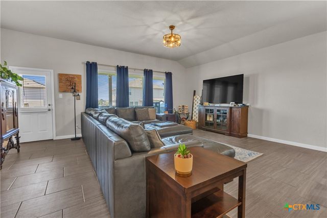 766 Farmers Dell, New Braunfels, TX 78130