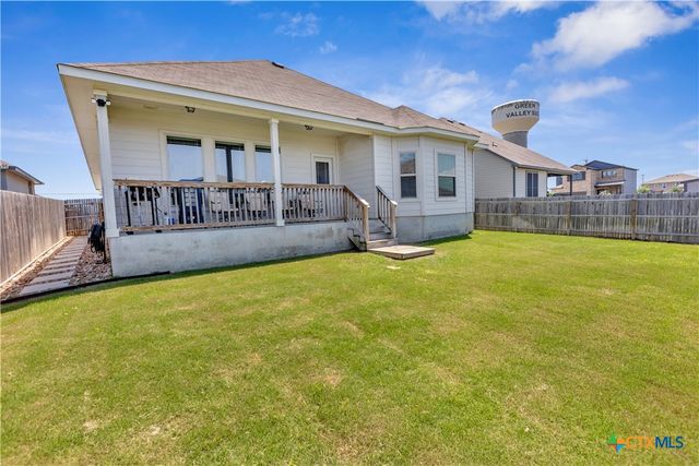 766 Farmers Dell, New Braunfels, TX 78130