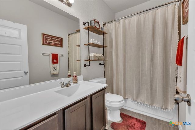766 Farmers Dell, New Braunfels, TX 78130