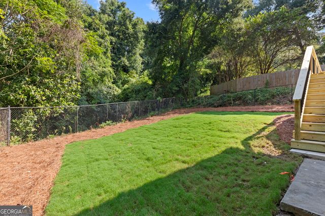 1052 Country Lane NE, Atlanta, GA 30324