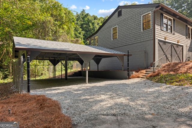 1052 Country Lane NE, Atlanta, GA 30324