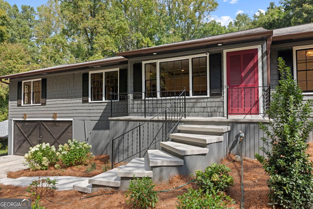 1052 Country Lane NE, Atlanta, GA 30324
