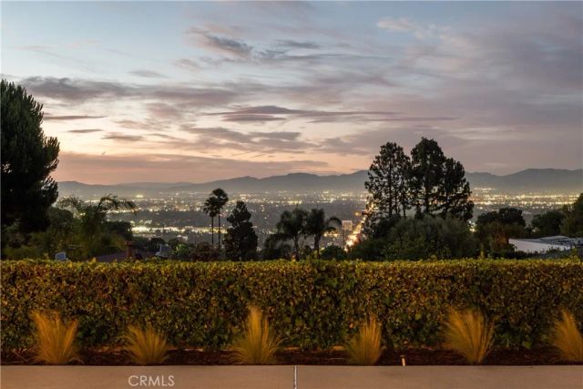 3511 Stonehill Place, Sherman Oaks, CA 91423