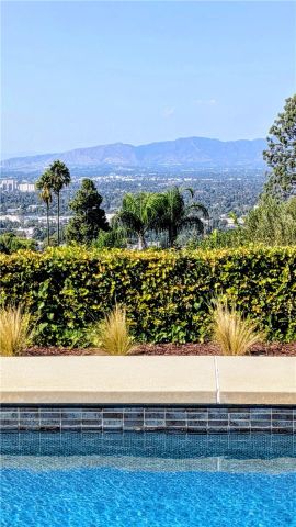 3511 Stonehill Place, Sherman Oaks, CA 91423