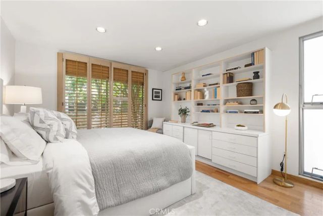 3511 Stonehill Place, Sherman Oaks, CA 91423