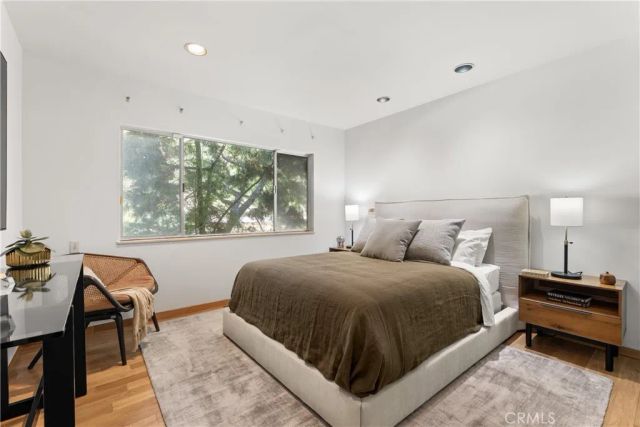 3511 Stonehill Place, Sherman Oaks, CA 91423