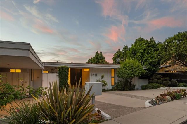 3511 Stonehill Place, Sherman Oaks, CA 91423