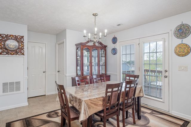 1424 E Nir Shreibman Blvd, La Vergne, TN 37086