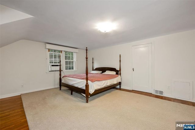 401 Hamilton Road, Ridgewood, NJ 07450