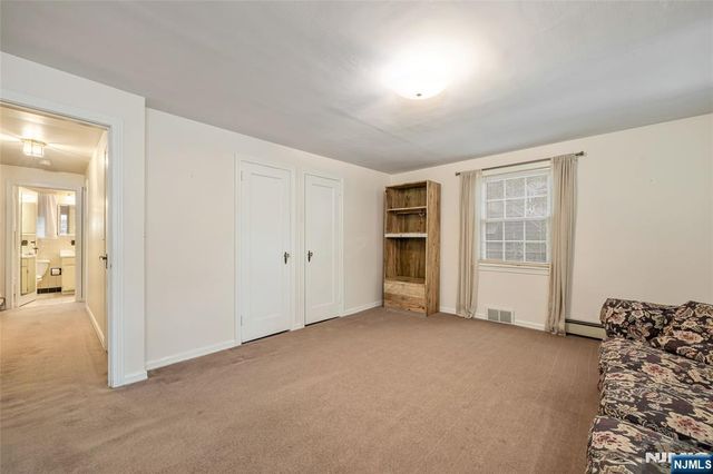 401 Hamilton Road, Ridgewood, NJ 07450