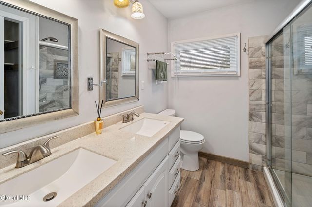 13 E Saint Stephens Lane, Glenville, NY 12302