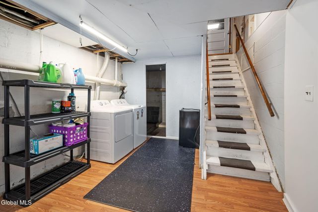 13 E Saint Stephens Lane, Glenville, NY 12302