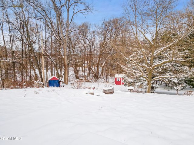 13 E Saint Stephens Lane, Glenville, NY 12302