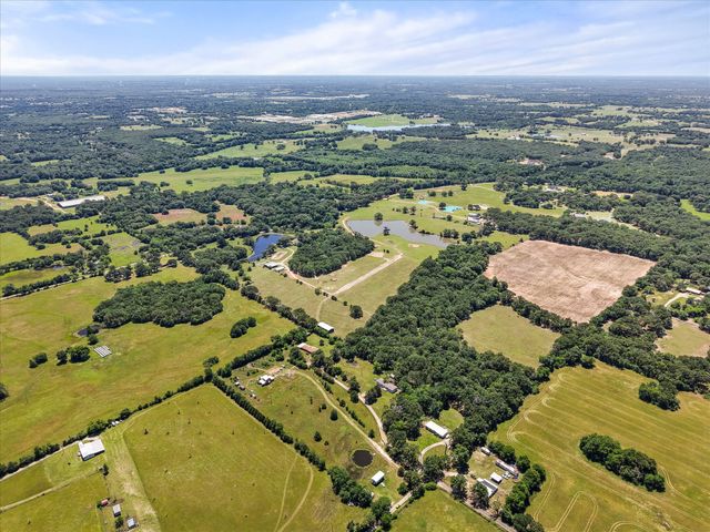 200 Private Road 5828, Fruitvale, TX 75127