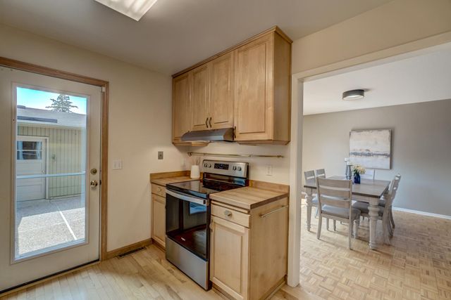 191 Windsor Lane, New Brighton, MN 55112