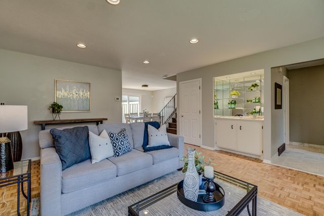 191 Windsor Lane, New Brighton, MN 55112