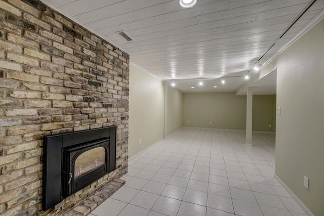 191 Windsor Lane, New Brighton, MN 55112