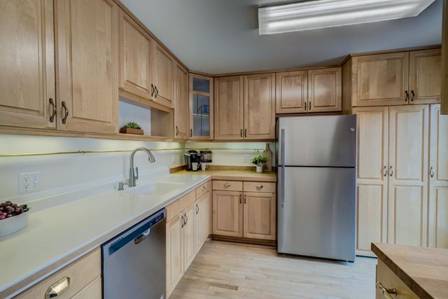 191 Windsor Lane, New Brighton, MN 55112