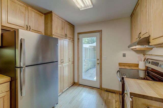 191 Windsor Lane, New Brighton, MN 55112