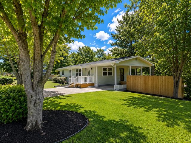810 Mission Ridge Road, Rossville, GA 30741
