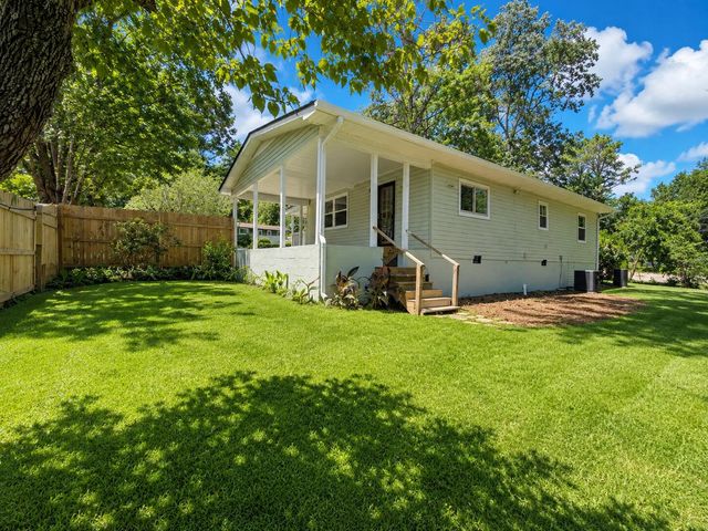 810 Mission Ridge Road, Rossville, GA 30741