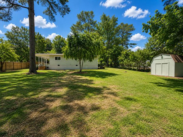 810 Mission Ridge Road, Rossville, GA 30741