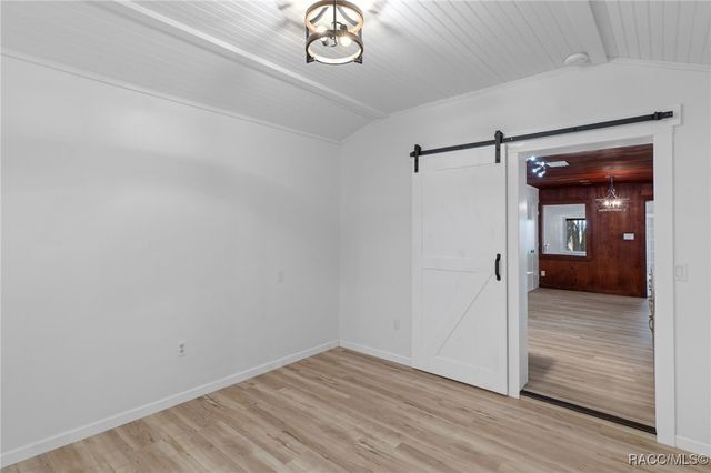 9193 S Great Oaks Drive, Floral City, FL 34436