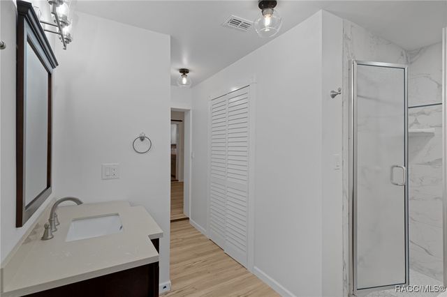 9193 S Great Oaks Drive, Floral City, FL 34436