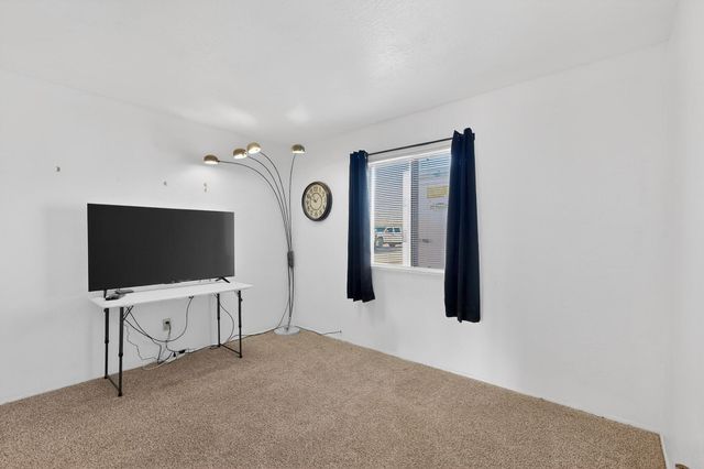 6328 Milagro Estrella, Santa Fe, NM 87507