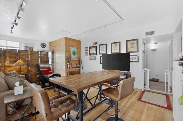 6328 Milagro Estrella, Santa Fe, NM 87507