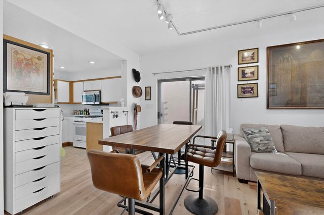 6328 Milagro Estrella, Santa Fe, NM 87507