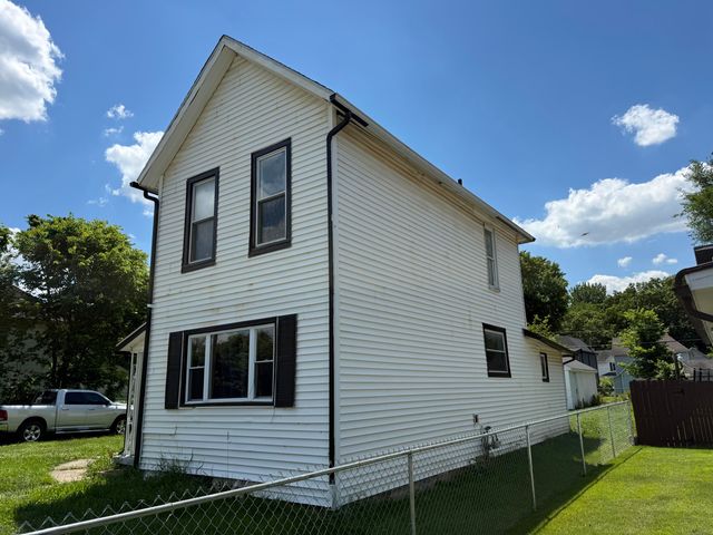 1019 Wayne 1019 Wayne, Springfield, OH 45503